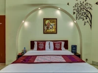 OYO Apartments Juhu Near ISKCON