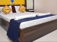 Vista Rooms at Chembur Station