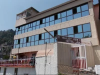 Valley View Hotel