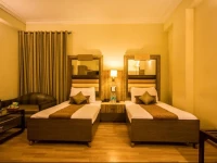 The Suncourt Hotel Yatri