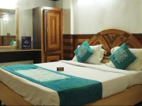 OYO Premium Near Zoo Nainital