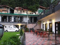 OYO Rooms Tiffin Top Road