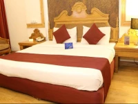 OYO Premium Panchkula Bus Stand