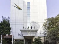 Treebo Golden Emerald