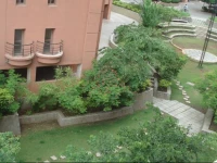 10 Blossoms Services Apartments