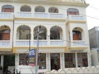 Hotel Ratan Haveli 2*