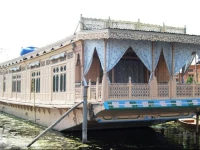 Howrah Houseboat 3*