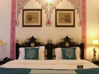 OYO Premium Fateh Sagar Lake Side