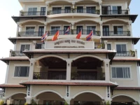 Mekong Heng Mahaphal Hotel 3*