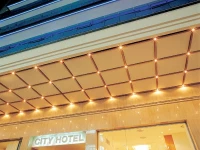 City Hotel 4*