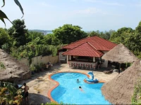 Golden Rooster Hotel