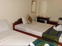 Hang Meas Phnom Pich Guesthouse