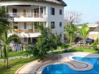 Akiki Apartments & Villa