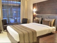 Cloud Hotel & Suites