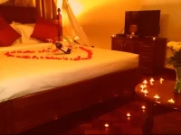 Lavington Hill House 4*