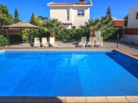 Villa Natalia Coral Bay