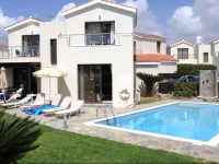 Platzia Beach Villas