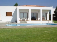 Chriseleni Latchi Villas