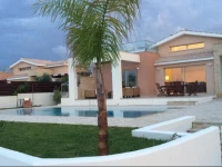 Paradise Latchi Villa