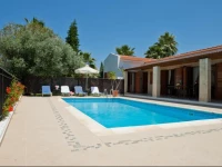 Kleoniki Villa Polis