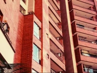 Modern Apartments Near Lleras Park