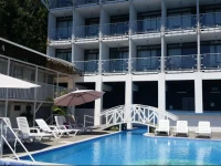 El Faro Beach Hotel 3*