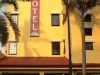 Hotel The Palm House Inn