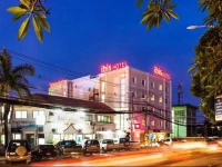 ibis Vientiane Nam Phu 3*
