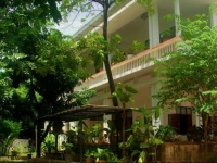 Lanis House by the Ponds