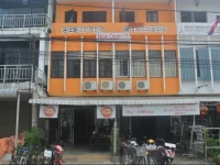 Orange Backpacker Hostel