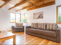 SveДЌiЕі namelis