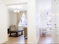 Apartamentai ЕЎalia Gedimino prospekto