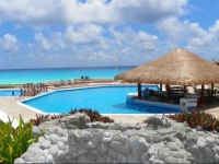 Cancun Beach ApartHotel