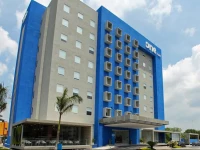 One Villahermosa 2000