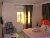 Royalview Hotel and Suites