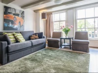 CarrГ© Theater Apartments