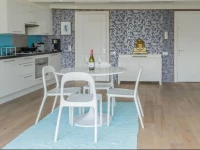 High End Canal Studio