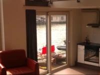 Houseboat Vliegenbos