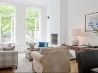 Luxurious Canal Apartment