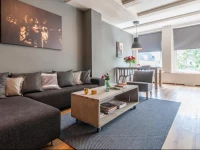 Prince Canalhouse Apartment Suites