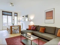 The Avenue - Free Parking