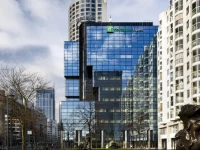 Holiday Inn Express Rotterdam - Central Station 3*