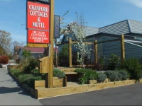 Cranford Cottages and Motel