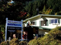 The Flaming Kiwi Backpackers 4*