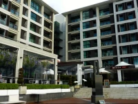 Luxury Waterfront Apartment