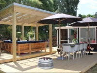 Franks Place - Waiheke Unlimited