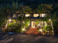 Bayswater Holiday Home