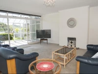 Seaview Apartments