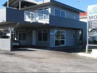 Acacia Lake View Motel