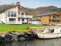 Two-Bedroom Holiday home in Tysnes